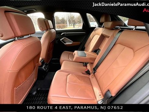 Used 2023 Audi Q3 2.0T Premium w/ Convenience Package image 18