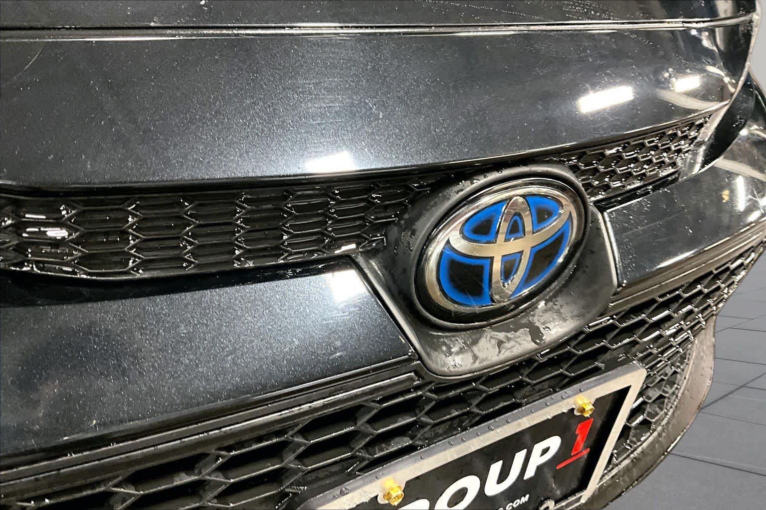 Used 2021 Toyota Corolla LE w/ Carpet Mat Package (TMS) FWD image 28