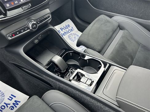 New 2026 Volvo XC40 B5 Ultra w/ Climate Package image 22