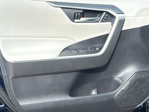 New 2025 Toyota RAV4 XLE Premium image 11