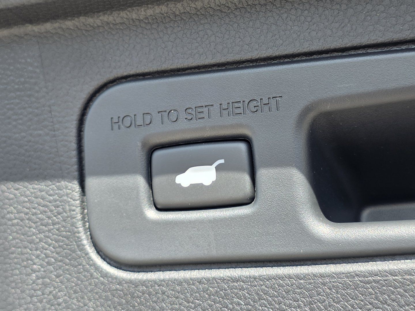 Certified 2025 Honda Pilot Touring image 19