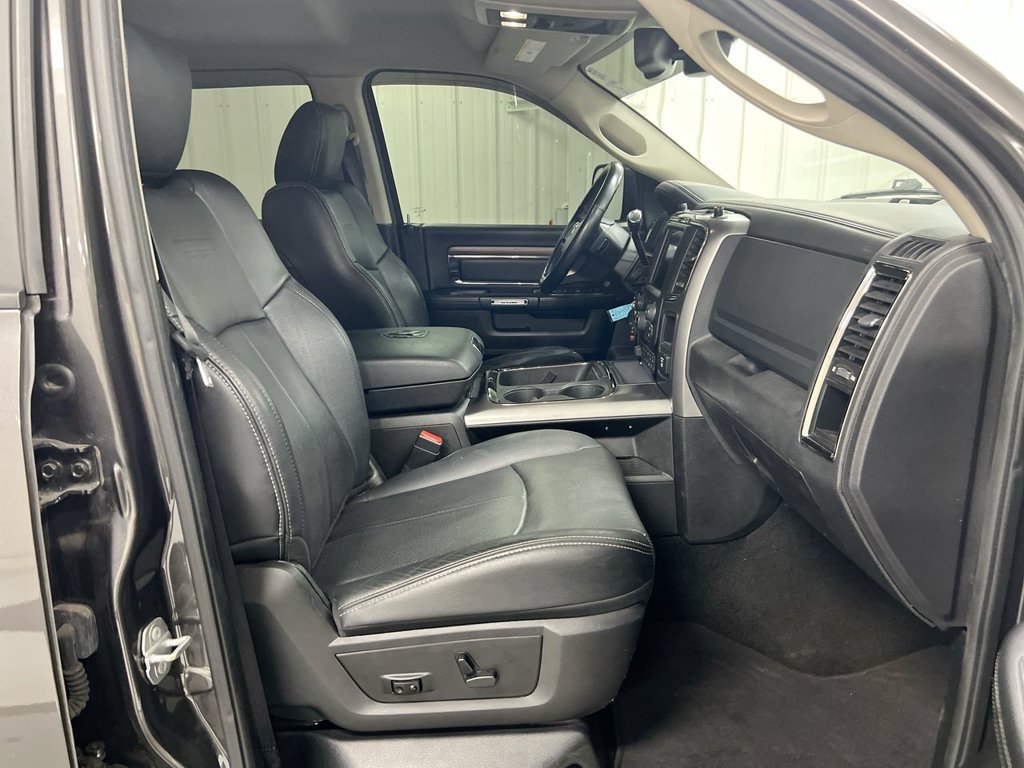 Used 2018 RAM 2500 Laramie w/ Sport Appearance Group AWD/4WD image 22