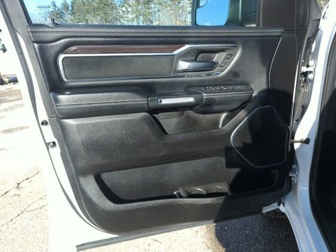 Used 2025 RAM 1500 Laramie image 14