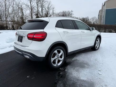 Used 2019 Mercedes-Benz GLA 250 4MATIC image 5