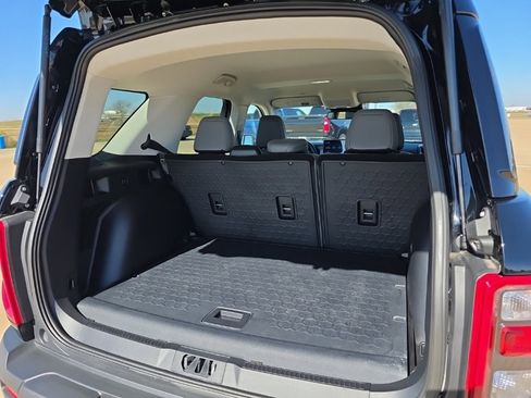 Used 2025 Ford Bronco Sport Badlands image 21
