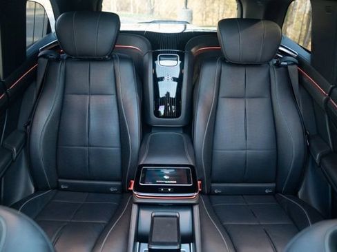 Used 2021 Mercedes-Benz Maybach GLS 600 4MATIC image 47