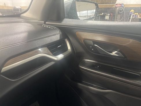 Used 2019 GMC Terrain SLE w/ Driver Convenience Package image 21