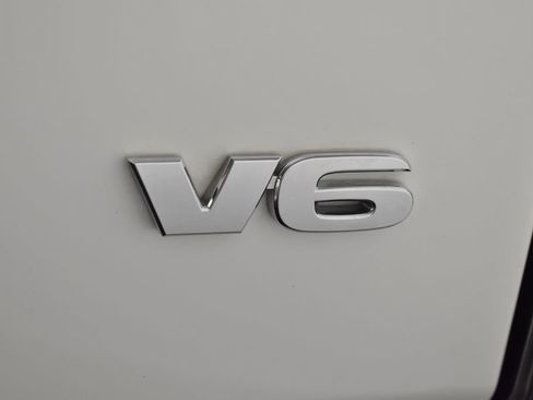 Used 2023 Toyota Tacoma TRD Sport AWD/4WD image 11