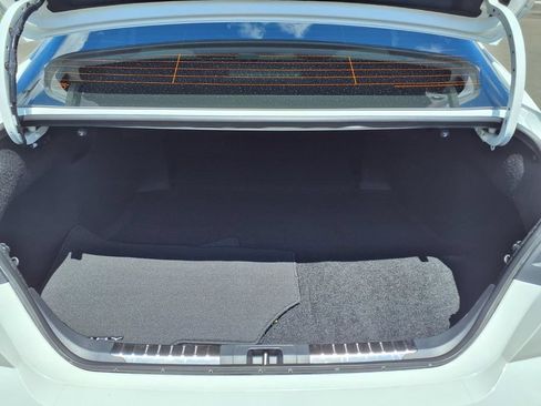 Used 2025 Toyota Camry SE w/ Convenience Package FWD image 18