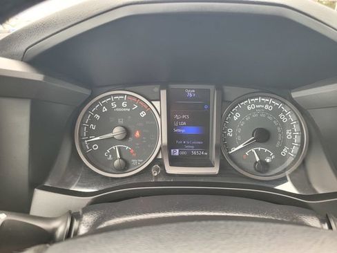 Used 2020 Toyota Tacoma TRD Off-Road w/ TRD Premium Off Road Package RWD image 29