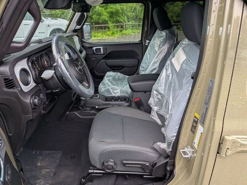 New 2026 Jeep Wrangler Unlimited Sport AWD/4WD image 9