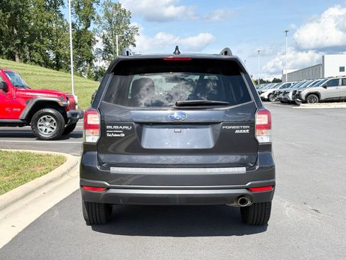 Used 2017 Subaru Forester 2.5i Limited w/ Popular Package #1 AWD/4WD image 10