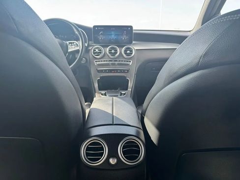 Used 2022 Mercedes-Benz GLC 300 4MATIC image 19