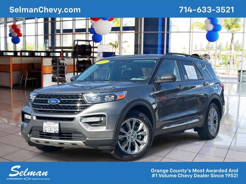 Used 2021 Ford Explorer XLT w/ Equipment Group 202A image 1