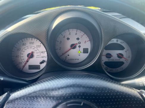 Used 2003 Toyota MR2 image 13