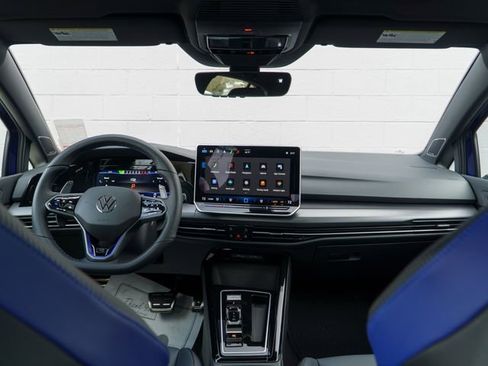 New 2026 Volkswagen Golf 2.0T image 10