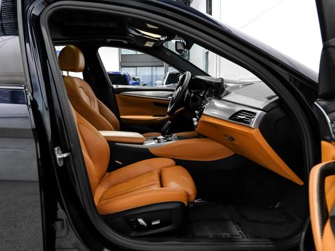 Used 2018 BMW 530i RWD image 43
