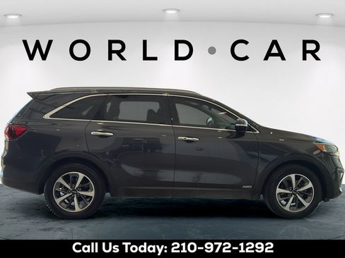 Used 2019 Kia Sorento EX AWD/4WD image 3
