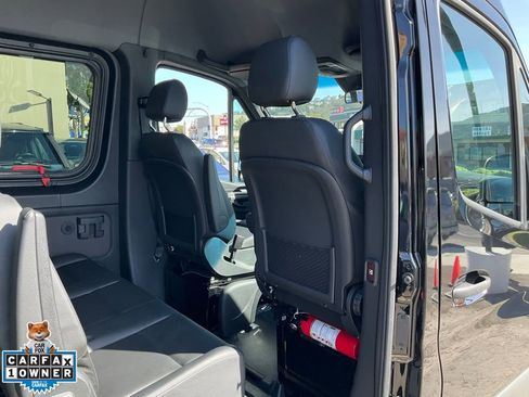 Used 2024 Mercedes-Benz Sprinter 2500 image 37