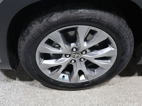 Used 2025 Toyota Grand Highlander FWD image 8