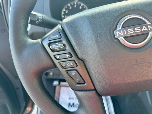 Certified 2025 Nissan Frontier SV RWD image 24