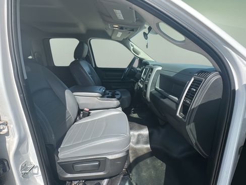 Used 2017 RAM 1500 Tradesman RWD image 16