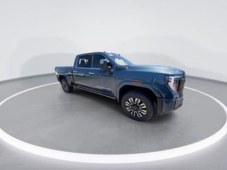 New 2026 GMC Sierra 2500 Denali Ultimate AWD/4WD video 2