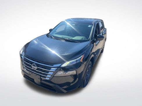 Used 2024 Nissan Rogue SV image 37