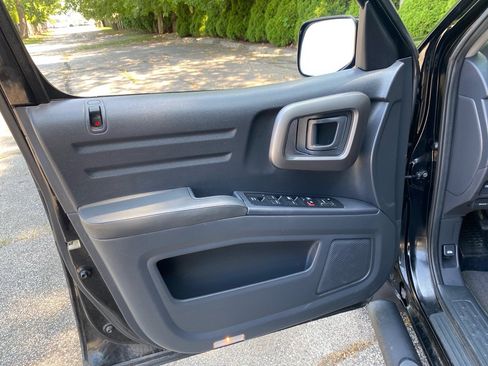 Used 2012 Honda Ridgeline RTL image 11