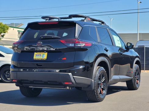 New 2026 Nissan Rogue SV AWD/4WD image 5