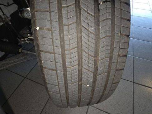 Used 2022 Jeep Grand Cherokee L Limited RWD image 26