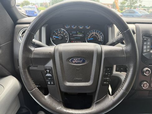Used 2014 Ford F150 XLT w/ Equipment Group 302A Luxury AWD/4WD image 16