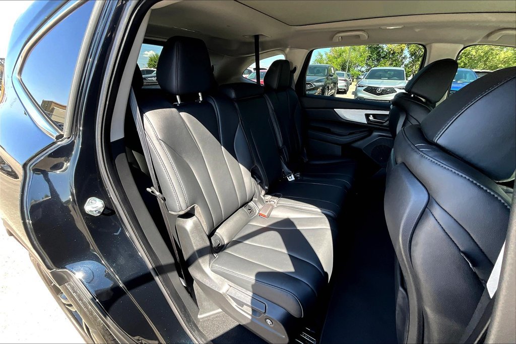 Used 2024 Acura MDX FWD image 37