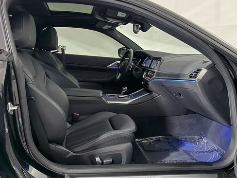 Used 2023 BMW 430i xDrive Coupe w/ Premium Package image 23