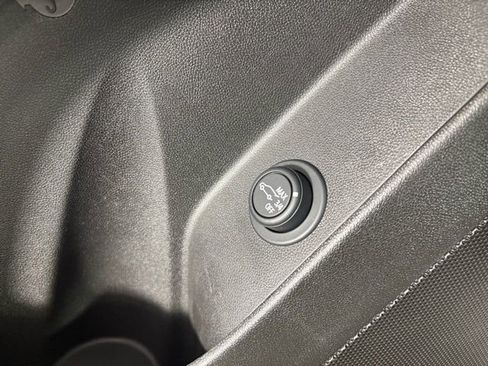 Certified 2024 Chevrolet Equinox LT w/ LPO, Floor Liner Package image 20