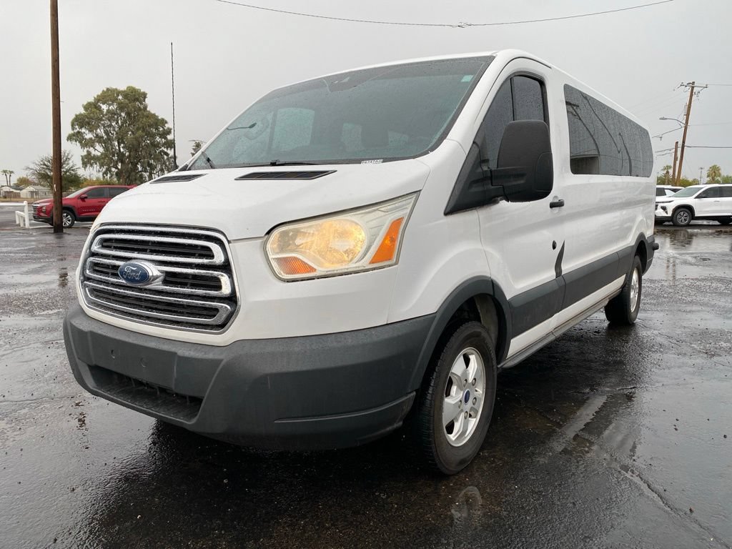 Used 2017 Ford Transit 350 XLT RWD image 2