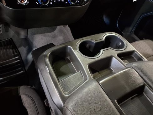 Used 2022 Chevrolet Silverado 1500 LT image 12