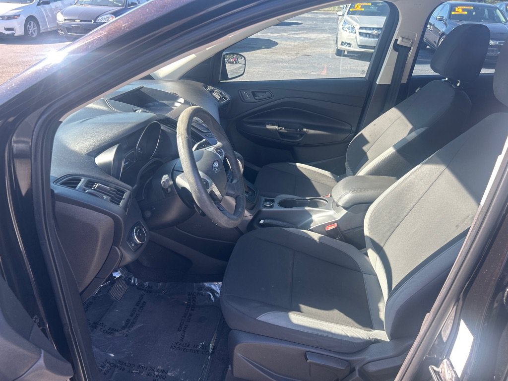 Used 2013 Ford Escape S FWD image 9