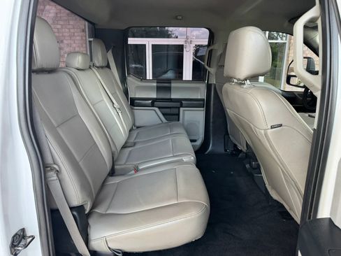 Used 2019 Ford F250 XL w/ Power Equipment Group AWD/4WD image 23