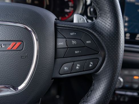 Used 2025 Dodge Durango R/T AWD/4WD image 25
