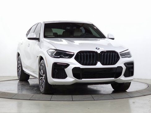 Used 2023 BMW X6 xDrive40i w/ M Sport Package image 11