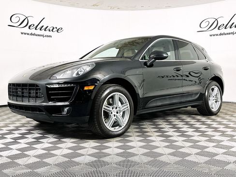 Used 2017 Porsche Macan S AWD/4WD image 3
