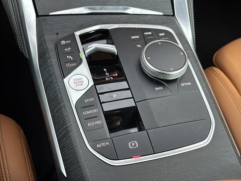 Used 2026 BMW M440i RWD image 21