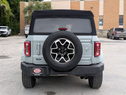 Used 2023 Ford Bronco Outer Banks AWD/4WD image 4