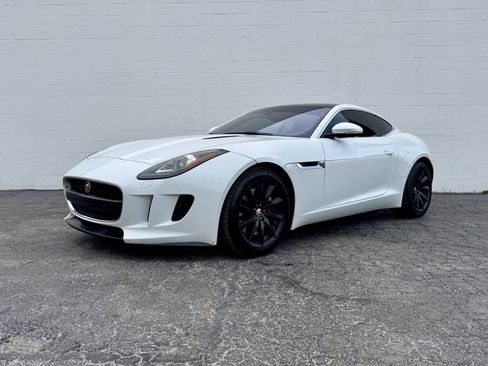 Used 2017 Jaguar F-TYPE Coupe image 7