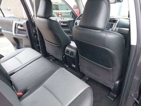 Used 2020 Toyota 4Runner SR5 Premium w/ Moonroof Package image 12