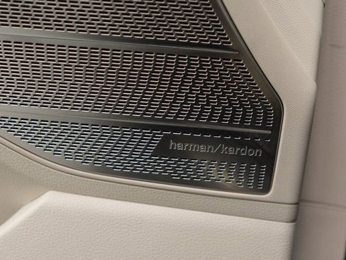 Used 2020 Hyundai Palisade Limited image 21