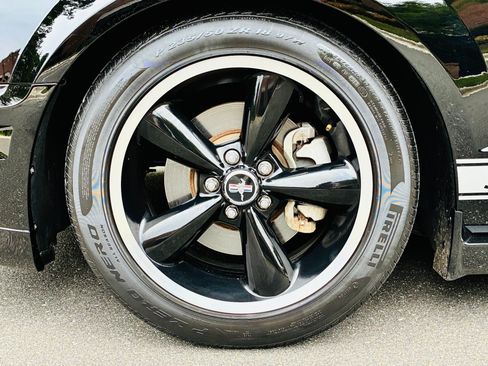 Used 2007 Ford Mustang GT RWD image 24