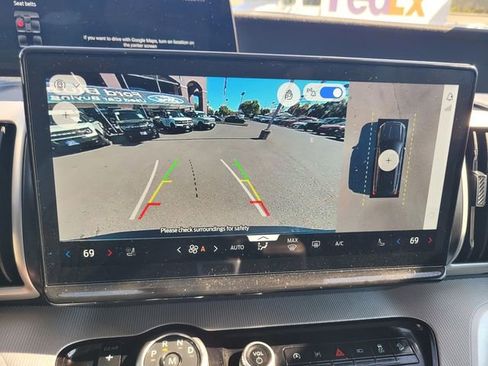 Certified 2025 Ford Expedition Active image 21