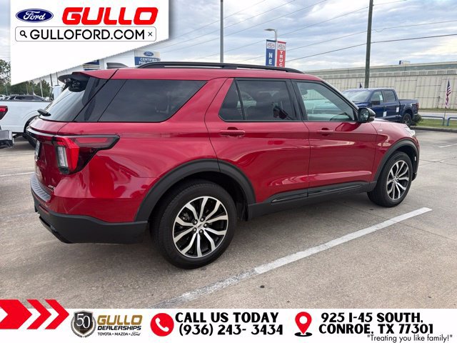 Used 2025 Ford Explorer ST-Line AWD/4WD image 3